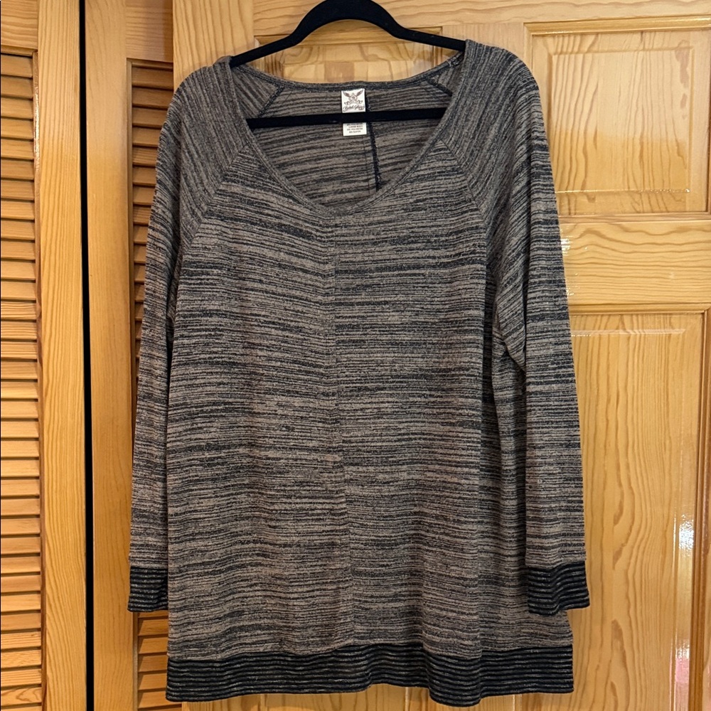 Faded Glory Marled Black and Gray Scoop Neck Pullover